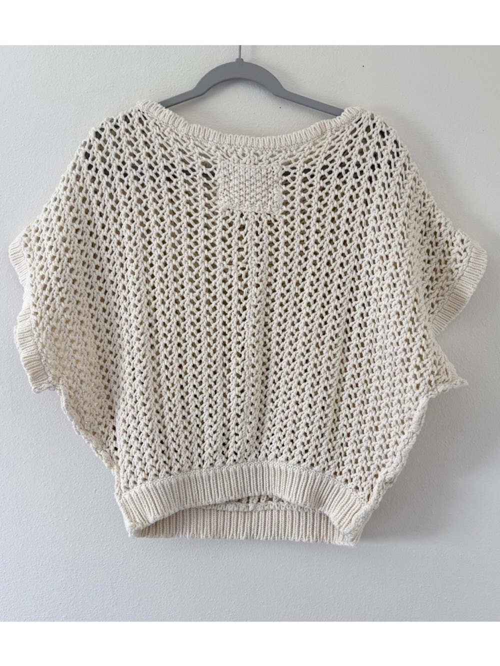 Free People Cream Crochet Knit Top, EUC, size S - Picture 7 of 13